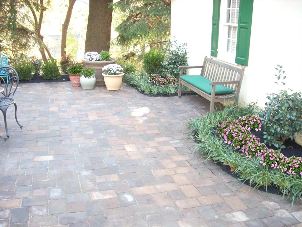 Courtyard in Newtown Square